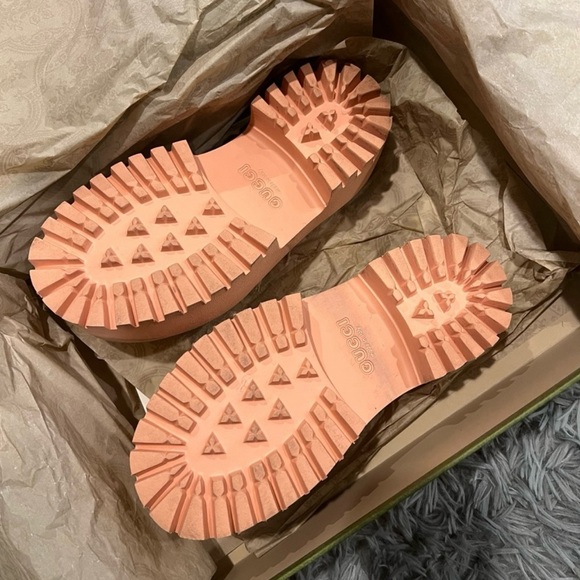 Gucci Platform Mules - Picture 6 of 7